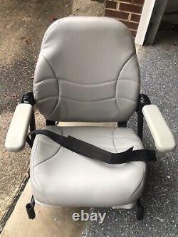 20W x 18D Seat For Rascal Turnabout Electric Scooter/ wheelchair