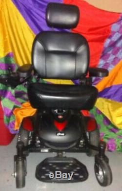 Drive Medical Titan AXS Mid-Wheel Power Wheelchair titanaxs