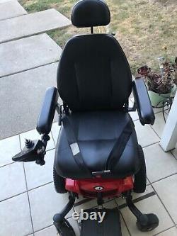 Electric mobility wheelchair (Jazzy 600) red and black (medium size)