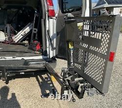 Harmar AL500 Electric Scooter Wheelchair Lift with Swingaway 350 lb Pick Up Only