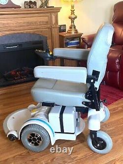 Motorized Wheelchair Hoveround MPV 5 low hours looks -runs great 20 seat