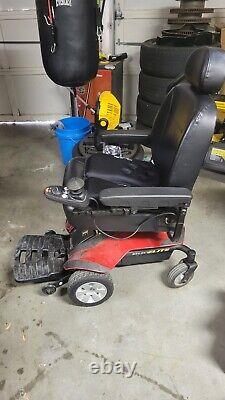 Pride Jazzy Elite ES Red Front-Wheel Drive Power Chair New Batteries