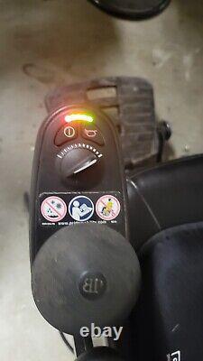 Pride Jazzy Elite ES Red Front-Wheel Drive Power Chair New Batteries