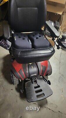 Pride Jazzy Elite ES Red Front-Wheel Drive Power Chair New Batteries