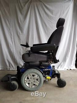 Quantum Edge Q6 Electric Powered Wheelchair / Scooter (Approx. 40 hrs. Use)