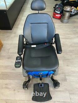 Quantum Edge Q6 Electric powered scooter wheelchair