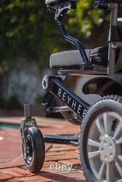 Chaise roulante électrique pliable à propulsion électrique