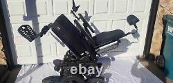 Fauteuil roulant électrique de mobilité scooter chaise roulante Quickie Q700M inclinable et nettoyable