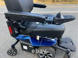 Scooter de mobilité fauteuil roulant électrique à levée Pride Jazzy Air 2